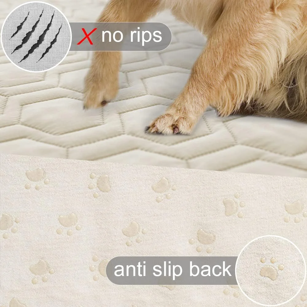 Anti-slip texture on the bottom of the dog blanket